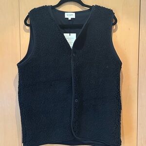 Sezane x Octobre Editions Faux Shearling Vest
